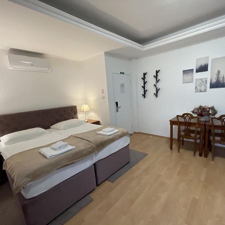 Stella Boutique Rooms Sesvete Eksteriør billede